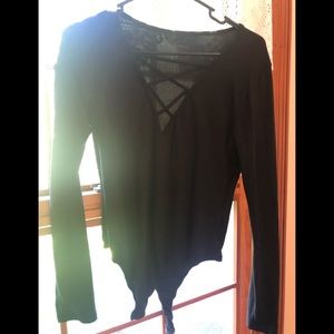 BLACK LOWCUT CROSS NECK BODYSUIT PACSUN